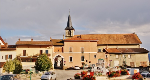 Photo Les Marches - La Commune