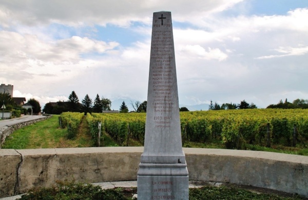 Photo Myans - Monument-aux-Morts