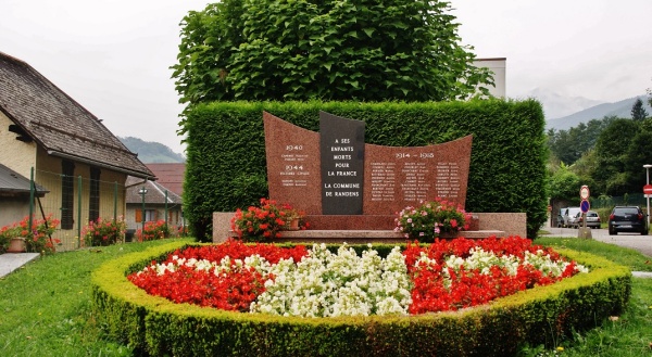 Photo Randens - Monument-aux-Morts