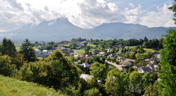 Photo Saint-Jeoire-Prieuré - La Commune