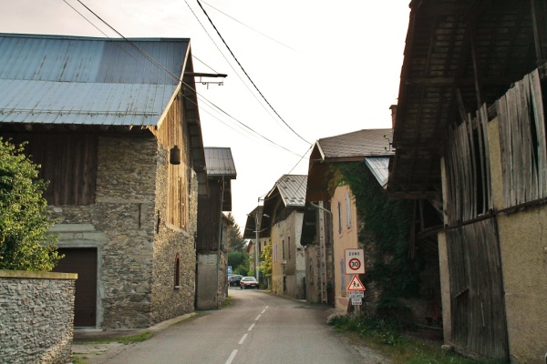 Photo Villard-Léger - La Commune