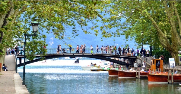 Photo Annecy - Annecy 74-Le pont des amours.