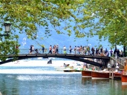 Photo paysage et monuments, Annecy - Annecy 74-Le pont des amours.