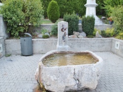 Photo paysage et monuments, Onnion - la fontaine