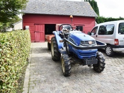 Photo paysage et monuments, Ancretteville-sur-Mer - le tracteur