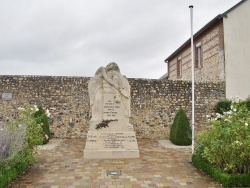 Photo paysage et monuments, Cauville-sur-Mer - le monument aux morts