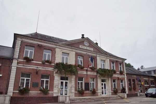 Photo Fauville-en-Caux - la Mairie