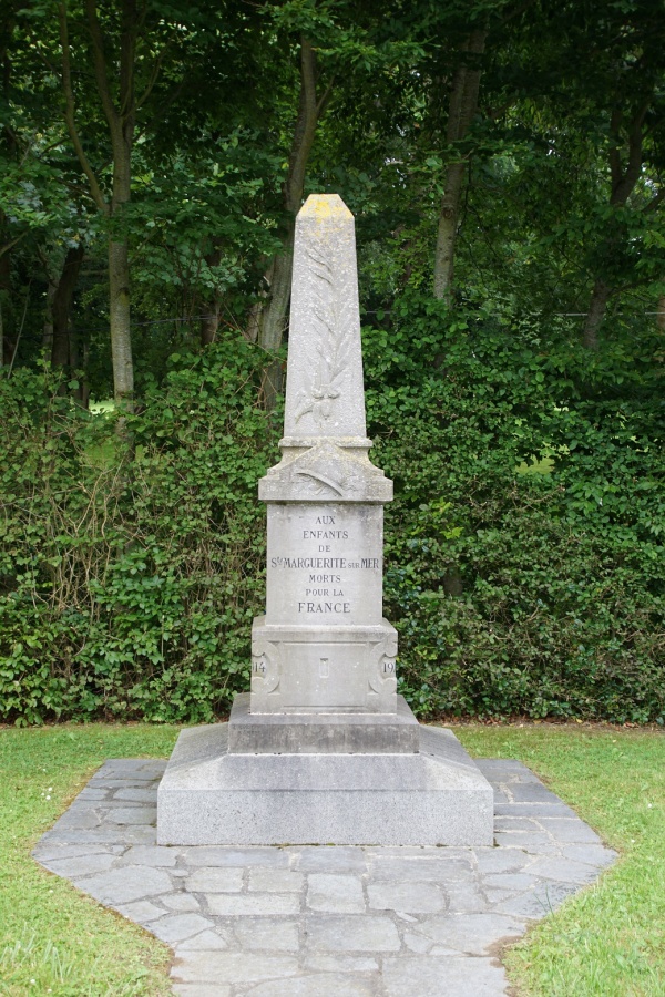 Photo Sainte-Marguerite-sur-Mer - le monument aux morts