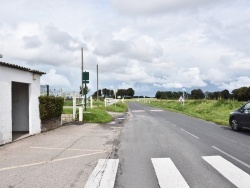 Photo paysage et monuments, Theuville-aux-Maillots - le village