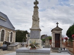 Photo paysage et monuments, Le Tilleul - le monument aux morts