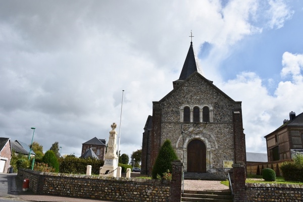 Photo Tourville-les-Ifs - église Saint pierre