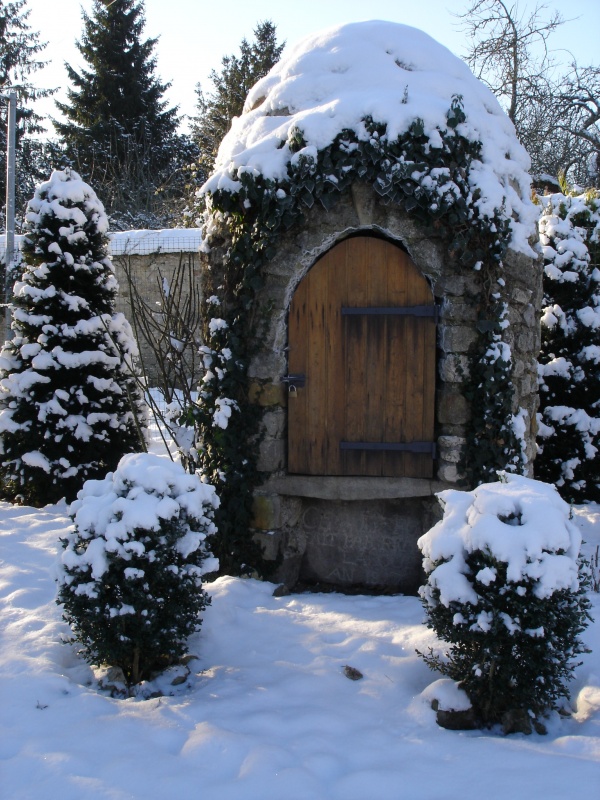 Photo Ville-Saint-Jacques - Puit à Ville Saint Jacques sous la neige en 2009