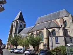 Photo paysage et monuments, Bray-sur-Somme - église Saint Nicolas