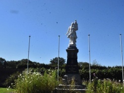 Photo paysage et monuments, Bray-sur-Somme - le monument aux morts