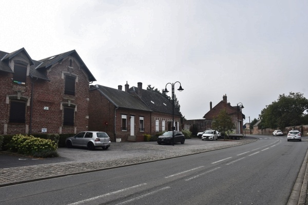 Photo Croix-Moligneaux - le village