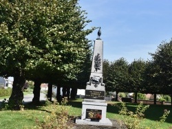 Photo paysage et monuments, Lesboeufs - le monument aux morts