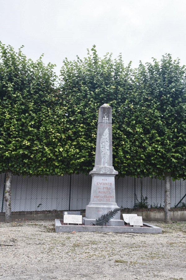 Photo Moislains - le monument aux morts