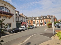 Photo paysage et monuments, Nesle - le village