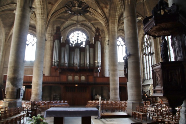 église saint Jean Baptiste