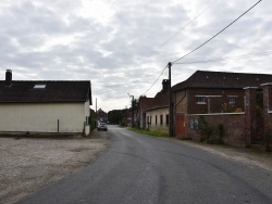 Photo paysage et monuments, Ponches-Estruval - le village