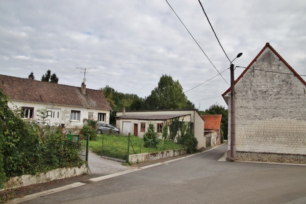 Photo Ponches-Estruval - le village