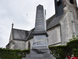 Photo paysage et monuments, Regnière-Écluse - le monument aux morts