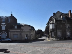 Photo paysage et monuments, Roisel - le village