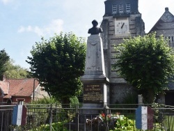 Photo paysage et monuments, Ronssoy - le monument aux morts