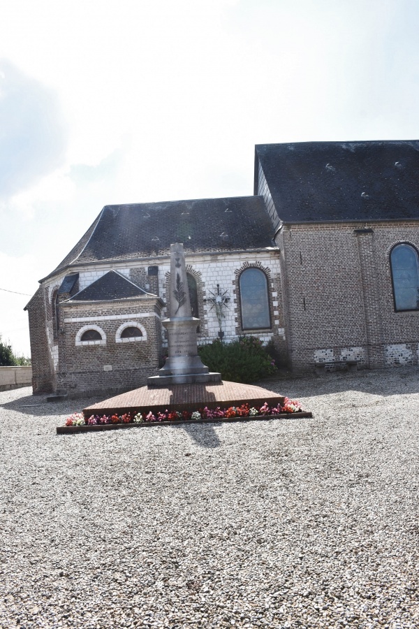 Photo Sailly-Flibeaucourt - le monument aux morts