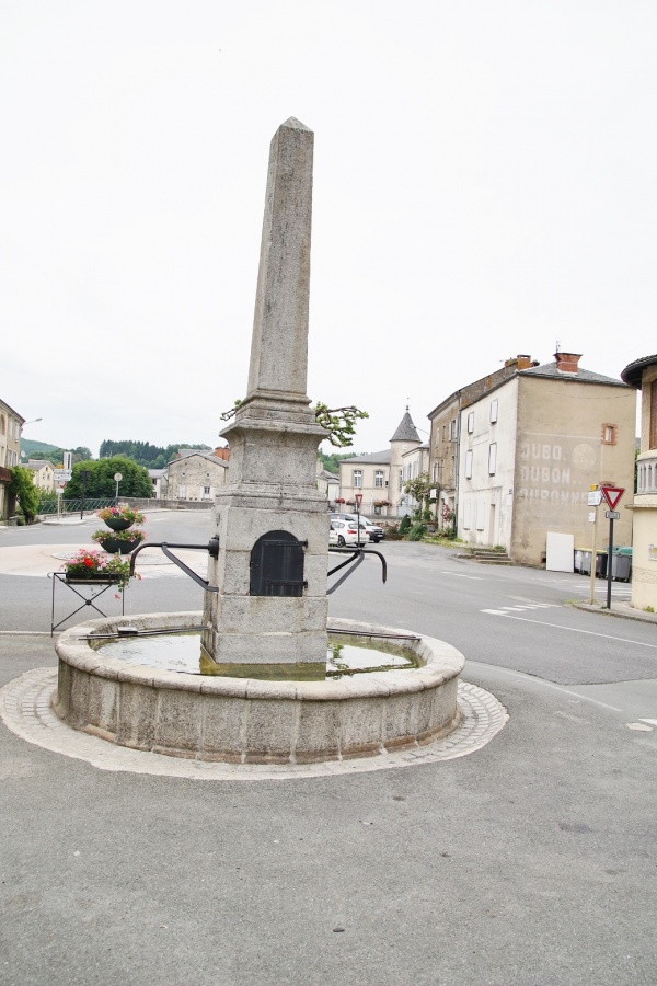 Photo Brassac - la fontaine