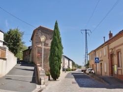 Photo paysage et monuments, Castelnau-de-Lévis - Le Village