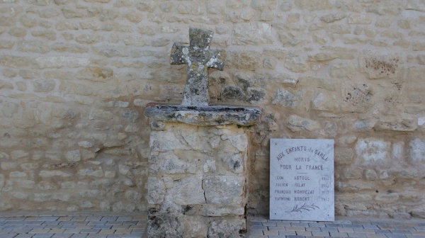 Photo Castelnau-de-Lévis - Croix des Enfants du Carla