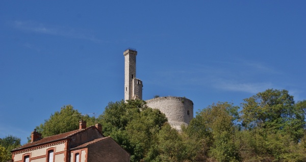 Photo Castelnau-de-Lévis - Ruines du Château de Castelnau-de-Levis