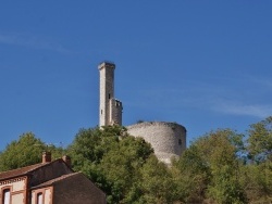 Photo paysage et monuments, Castelnau-de-Lévis - Ruines du Château de Castelnau-de-Levis