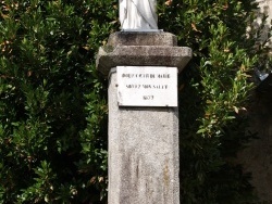 Photo paysage et monuments, Ferrières - le monument