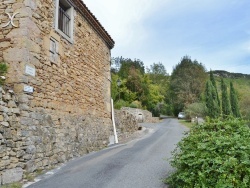 Photo paysage et monuments, Larroque - la commune