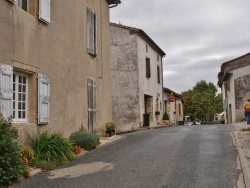 Photo paysage et monuments, Lasgraisses - la commune