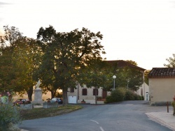 Photo paysage et monuments, Montpinier - Le Village