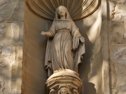 Photo paysage et monuments, Montredon-Labessonnié - L'église ( Détail de la Façade )