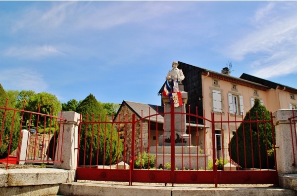 Photo Murat-sur-Vèbre - Monument-aux-Morts