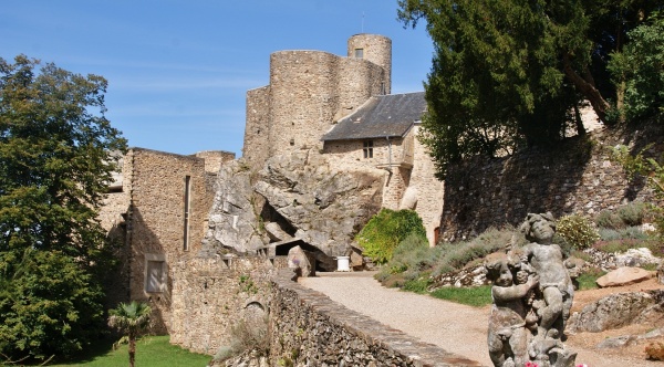 Photo Paulinet - Château de Paulin 15 Em Siècle