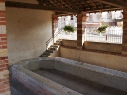 Photo paysage et monuments, Réalmont - le lavoir