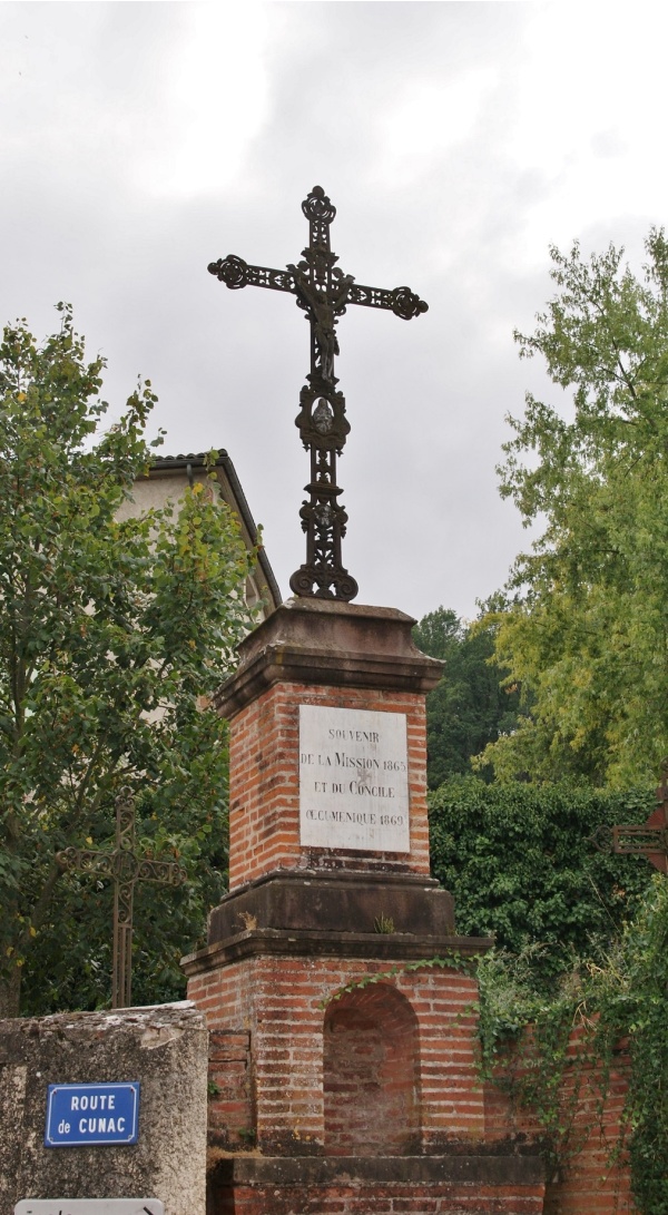 Photo Saint-Juéry - la croix