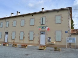 Photo paysage et monuments, Saint-Lieux-Lafenasse - la commune