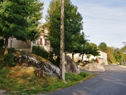 Photo paysage et monuments, Saint-Salvy-de-la-Balme - Le Village