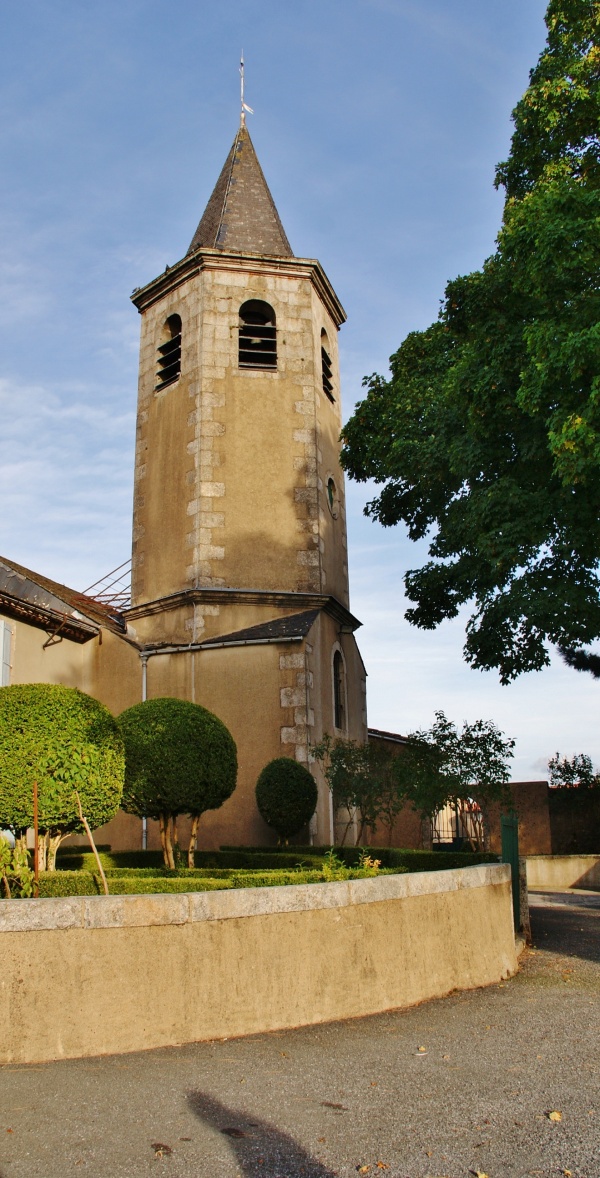 Photo Saint-Salvy-de-la-Balme - église Saint-Salvy