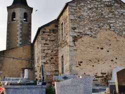 Photo paysage et monuments, Saint-Salvy-de-la-Balme - église Saint-Salvy et son Cimetière