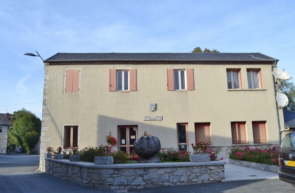 Photo Saint-Salvy-de-la-Balme - La Mairie