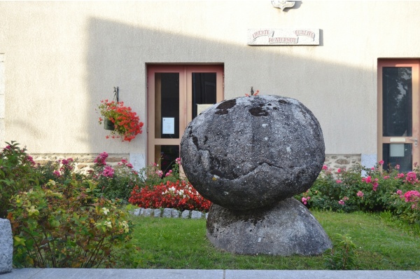 Photo Saint-Salvy-de-la-Balme - La Mairie