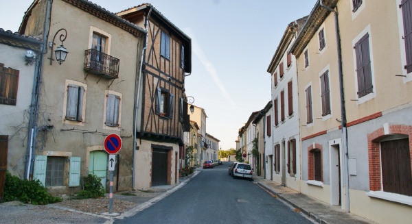 Photo Vielmur-sur-Agout - Rue du Village